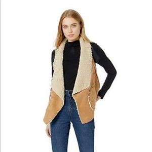 BB Dakota Women's Reversible Vest
